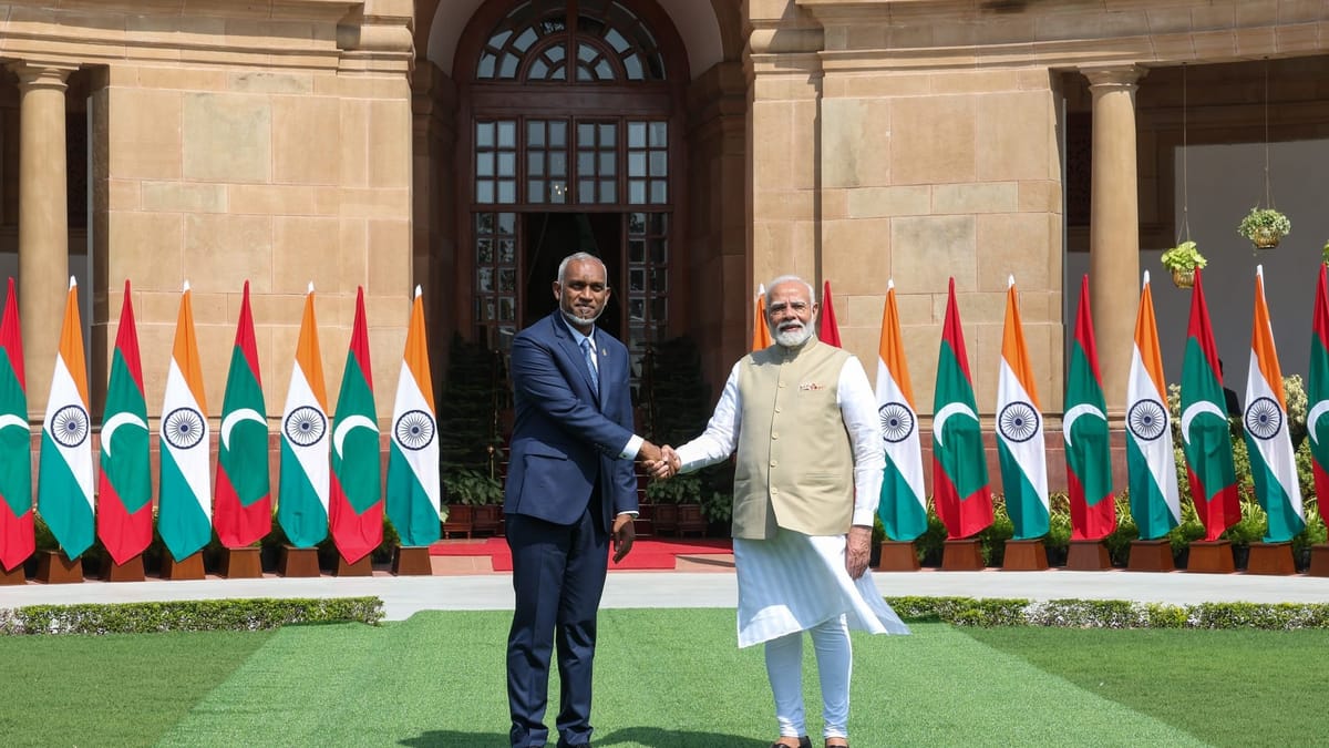 India Gives Maldives $400 Million Credit Line as Modi Hosts Muizzu