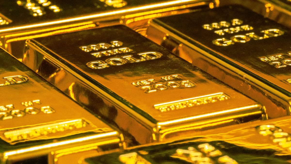 Gold Loan Defaults Rise amid Economic Slowdown