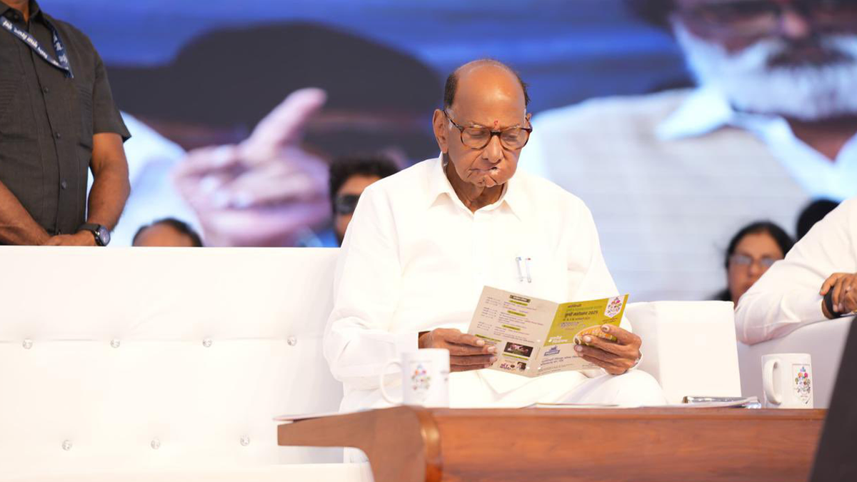 Sharad Pawar Praises RSS, Admires Dedication of Cadres