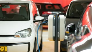 Government Pushes Local EV Ecosystem to Reduce Imports