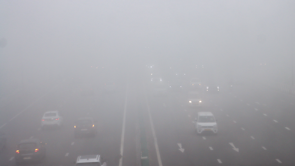 GRAP-3 Revoked, Orange Alert Issued for Fog in Delhi